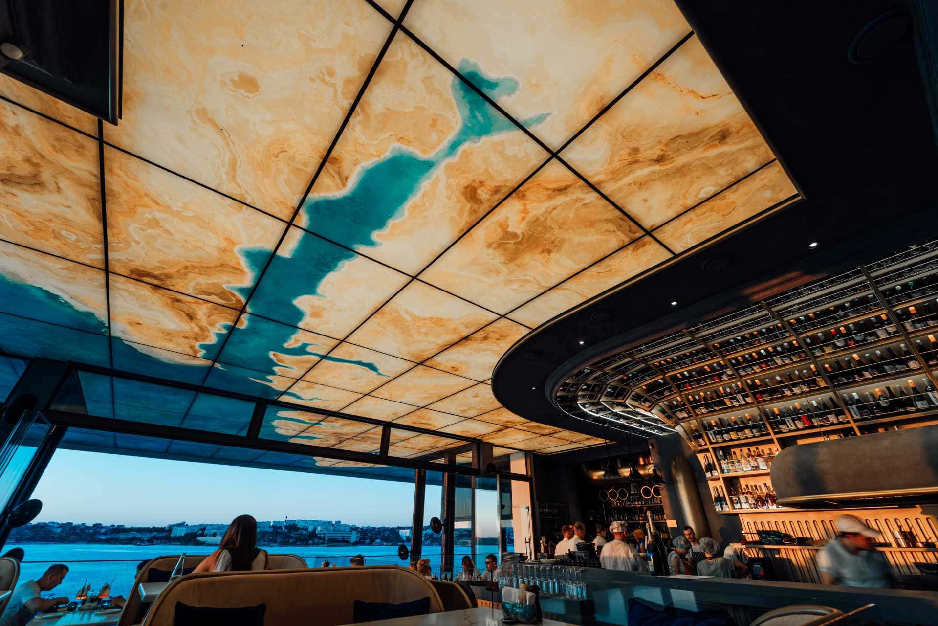 маккензи 1783 ресторан севастополь. ресторан маккензи севастополь. памятник затонувшим кораблям в севастополе. ресторан маккензи севастополь. памятник мекензи севастополь.